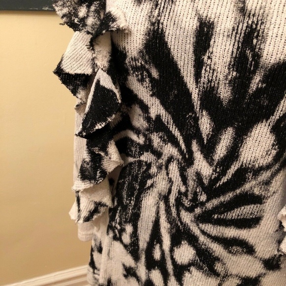 SOLD!! Zara Tie Dye Sweater. Size Medium - Picture 2 of 7